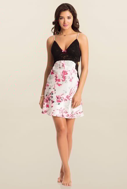 PrettySecrets White Midnight Spell Lacy Short Chemise PrettySecrets White Midnight Spell Lacy Short Chemise