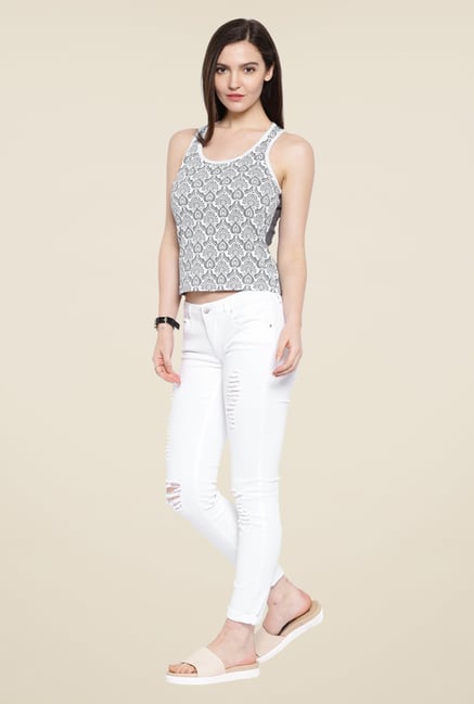 Cult Fiction White Paisley Print Top Cult Fiction White Paisley Print Top