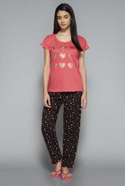Intima by Westside Coral & Black Heart Print Pyjama Set Intima by Westside Coral & Black Heart Print Pyjama Set