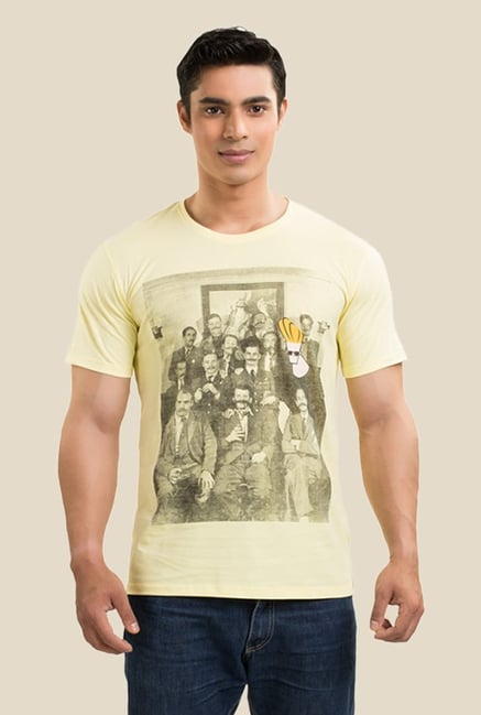 Johnny Bravo & Gang Yellow Graphic T-shirt Johnny Bravo & Gang Yellow Graphic T-shirt
