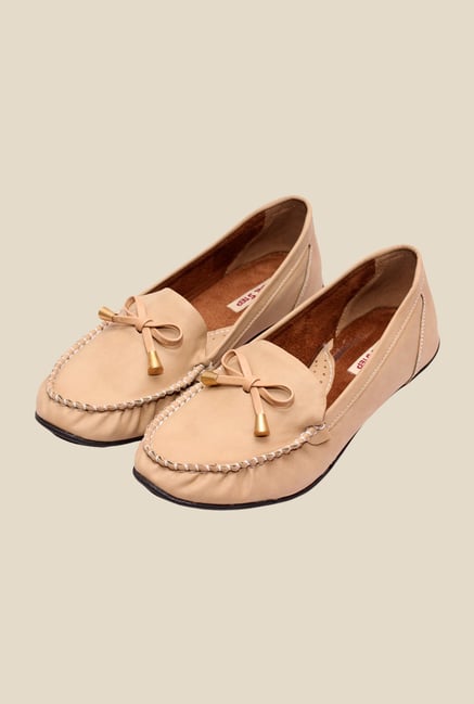 Global Step Beige Casual Moccasins Global Step Beige Casual Moccasins