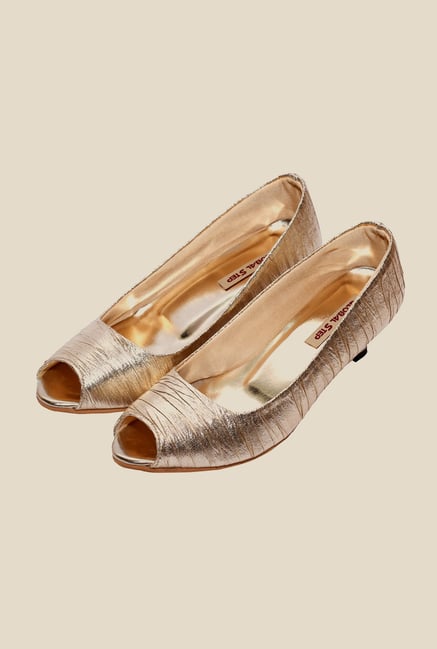 Global Step Golden Peeptoe Shoes Global Step Golden Peeptoe Shoes
