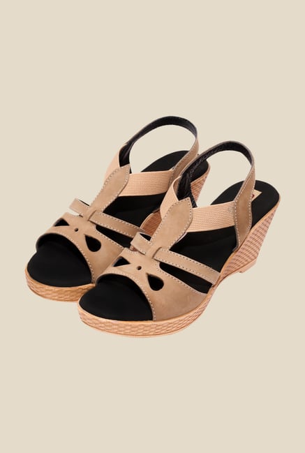 Global Step Beige Sling Back Wedges Global Step Beige Sling Back Wedges