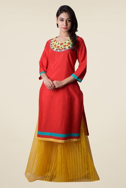 Triveni Red Solid Kurti Triveni Red Solid Kurti