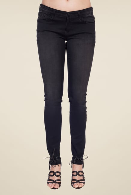 Soie Black Lightly Washed Jeans Soie Black Lightly Washed Jeans