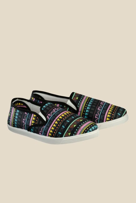Nell Black & Pink Plimsolls Nell Black & Pink Plimsolls