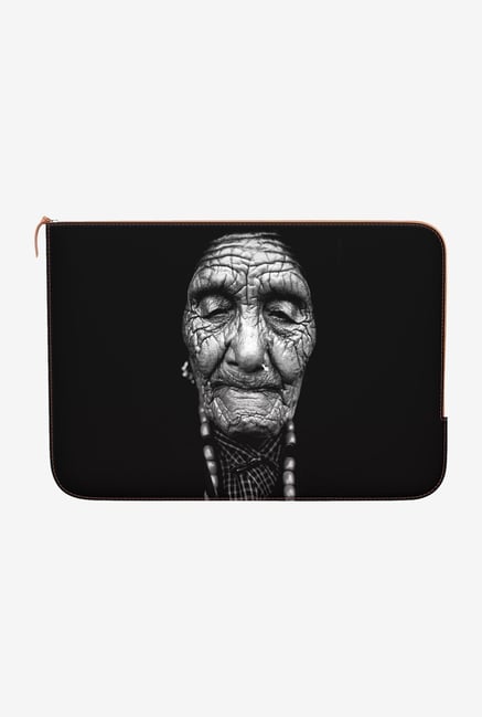 DailyObjects Aged Skin MacBook Air 13 Zippered Sleeve DailyObjects Aged Skin MacBook Air 13 Zippered Sleeve