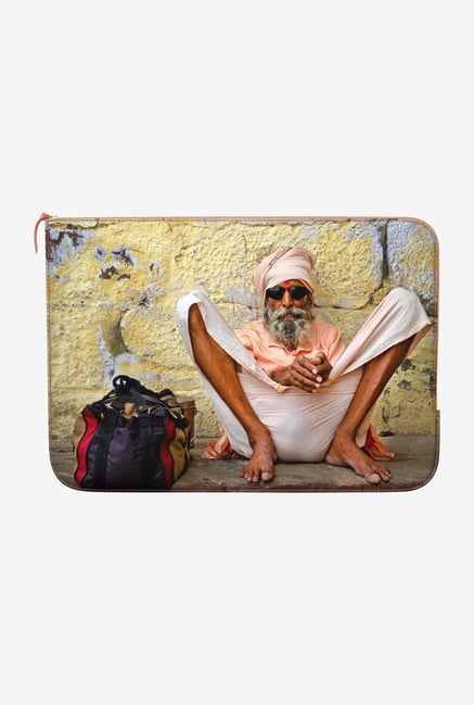 DailyObjects Just Chillin MacBook Pro 13 Zippered Sleeve DailyObjects Just Chillin MacBook Pro 13 Zippered Sleeve