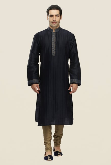 Manyavar Black Striped Kurta & Chudidar Set Manyavar Black Striped Kurta & Chudidar Set