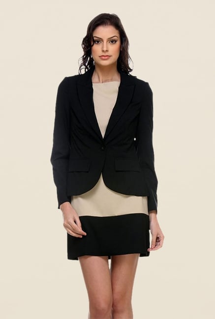 Kaaryah Black Solid Full Sleeves Blazer Kaaryah Black Solid Full Sleeves Blazer