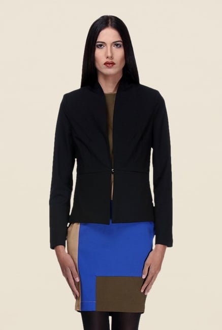 Kaaryah Black Solid Full Sleeves Jacket Kaaryah Black Solid Full Sleeves Jacket