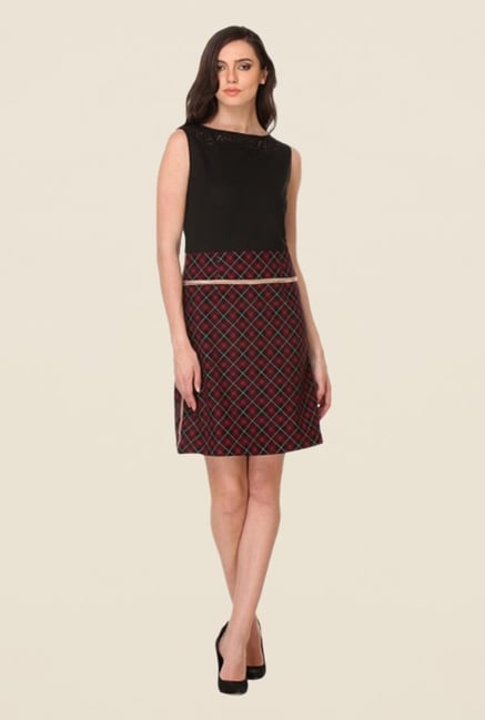 Kaaryah Black & Burgundy Checks Dress Kaaryah Black & Burgundy Checks Dress