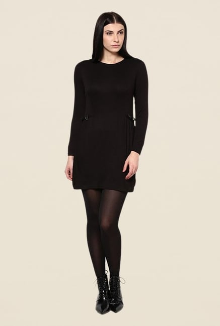 Kaaryah Black Solid Round Neck Relaxed Fit Dress Kaaryah Black Solid Round Neck Relaxed Fit Dress