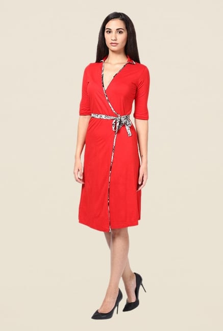Kaaryah Red Solid Elbow Sleeves Dress Kaaryah Red Solid Elbow Sleeves Dress