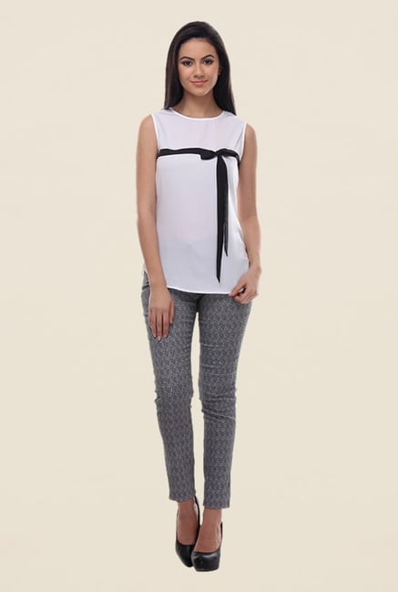 Kaaryah White Solid Top Kaaryah White Solid Top