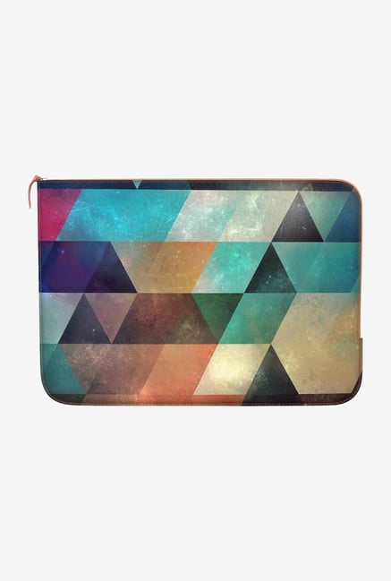 DailyObjects Syy Pyy Syy Macbook Pro 13" Zippered Sleeve DailyObjects Syy Pyy Syy Macbook Pro 13" Zippered Sleeve