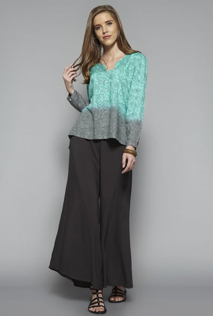 Bombay Paisley by Westside Turquoise Floral Print Top Bombay Paisley by Westside Turquoise Floral Print Top