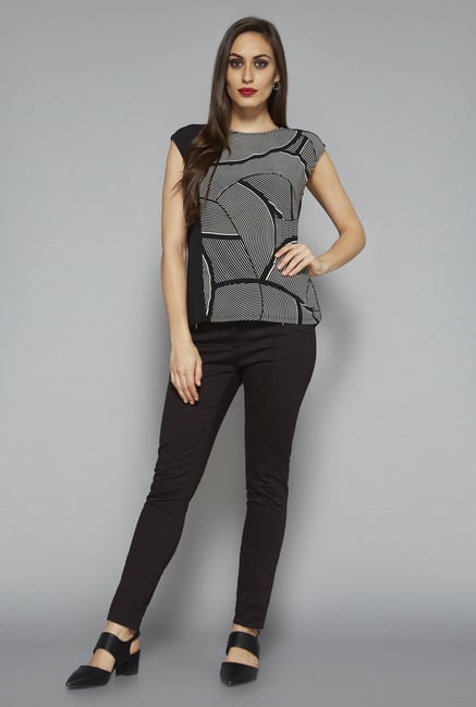Wardrobe by Westside Black Alexa Top Wardrobe by Westside Black Alexa Top