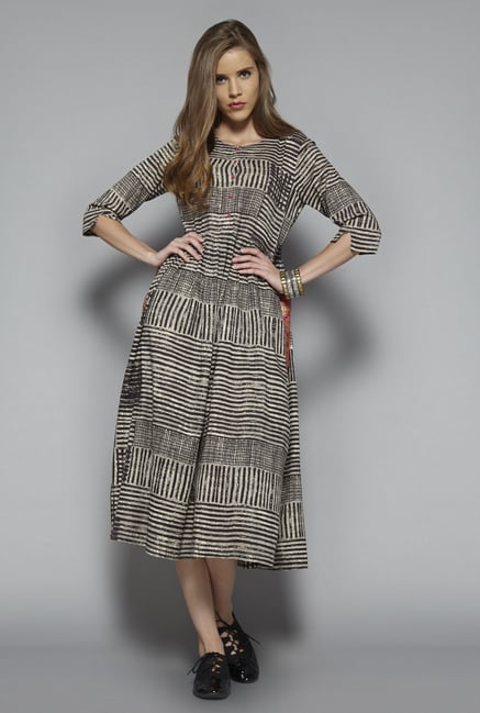 Bombay Paisley by Westside Grey Printed Dress Bombay Paisley by Westside Grey Printed Dress