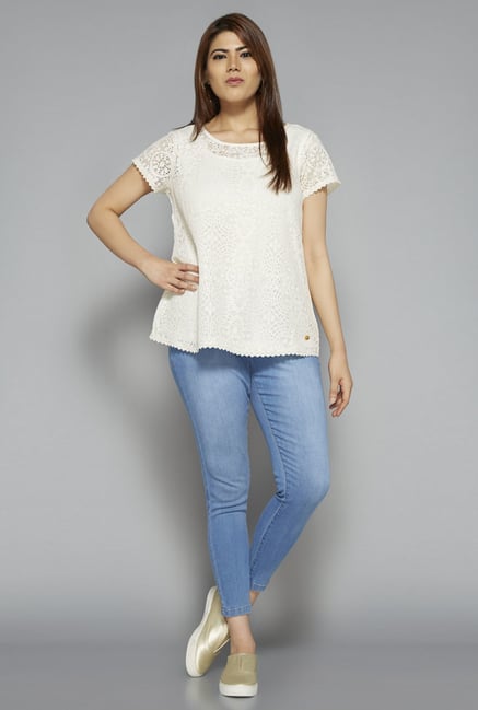 Gia by Westside Blue Lightly Washed Jeans Gia by Westside Blue Lightly Washed Jeans