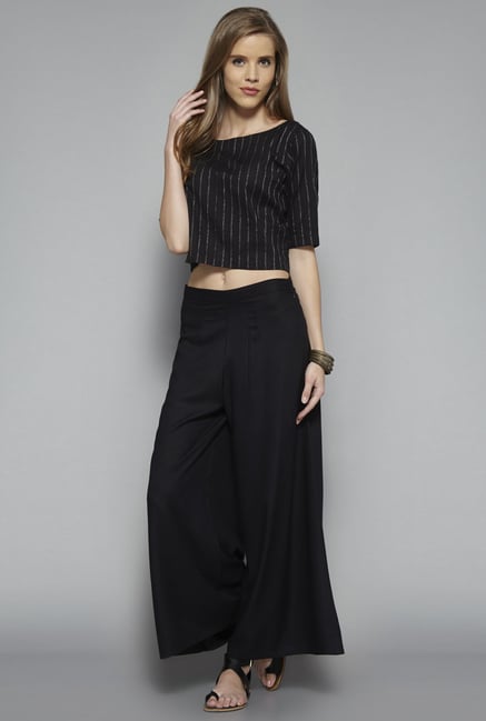 Bombay Paisley by Westside Black Striped Crop Top Bombay Paisley by Westside Black Striped Crop Top