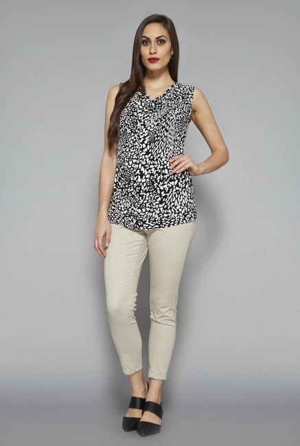 Wardrobe by Westside Black Kiana Top Wardrobe by Westside Black Kiana Top