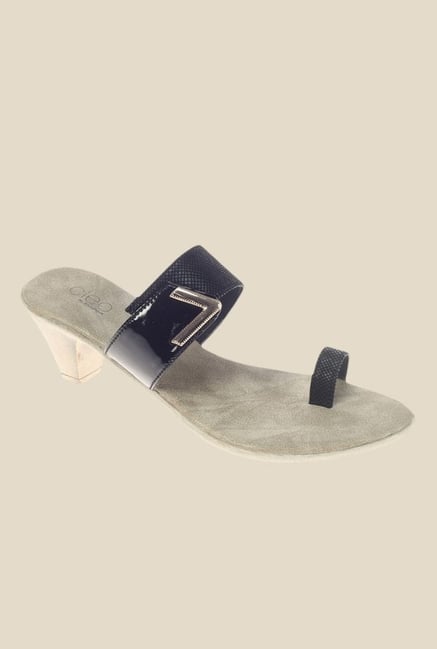 Khadim's Cleo Black Toe Ring Sandals Khadim's Cleo Black Toe Ring Sandals