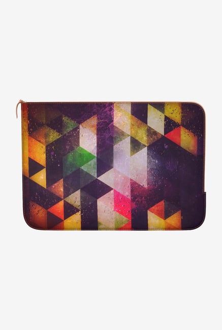 DailyObjects Drwwnyng Macbook Pro 13" Zippered Sleeve DailyObjects Drwwnyng Macbook Pro 13" Zippered Sleeve