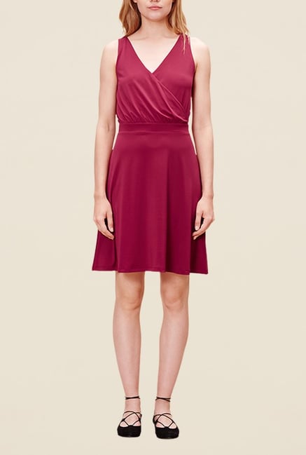 s.Oliver Maroon Solid Dress s.Oliver Maroon Solid Dress