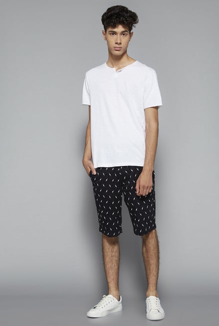 Nuon by Westside Black Slim Fit Shorts Nuon by Westside Black Slim Fit Shorts