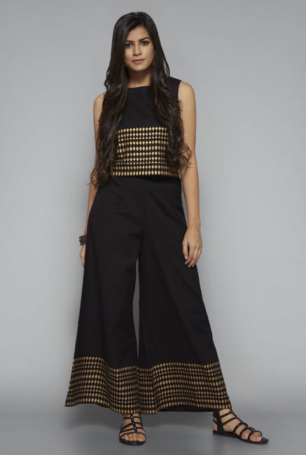 Bombay Paisley by Westside Black Printed Crop Top Bombay Paisley by Westside Black Printed Crop Top