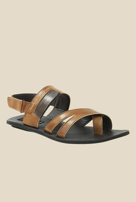 Get Glamr Steve Brown Back Strap Sandals Get Glamr Steve Brown Back Strap Sandals