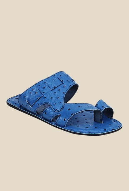 Get Glamr Orwell Blue Toe Ring Sandals Get Glamr Orwell Blue Toe Ring Sandals
