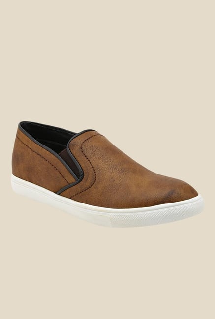 Bruno Manetti Tan & White Plimsolls Bruno Manetti Tan & White Plimsolls