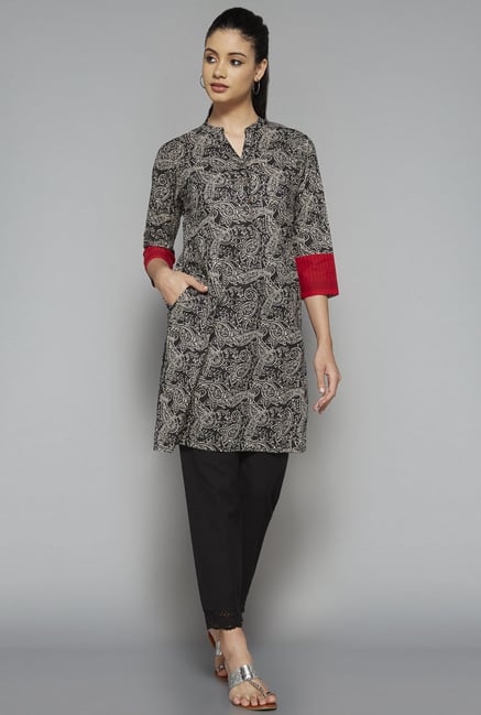 Utsa by Westside Black Paisley Print Kurta Utsa by Westside Black Paisley Print Kurta