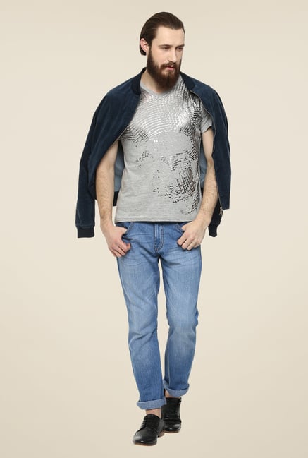 Yepme Grey Metallic Skull Printed T Shirt Yepme Grey Metallic Skull Printed T Shirt