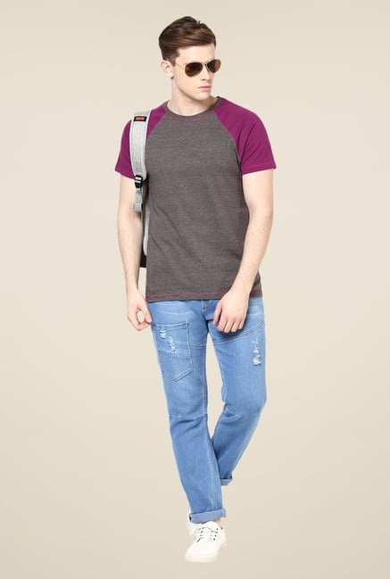 Yepme Stannis Raglan Grey Pin Striped T Shirt Yepme Stannis Raglan Grey Pin Striped T Shirt