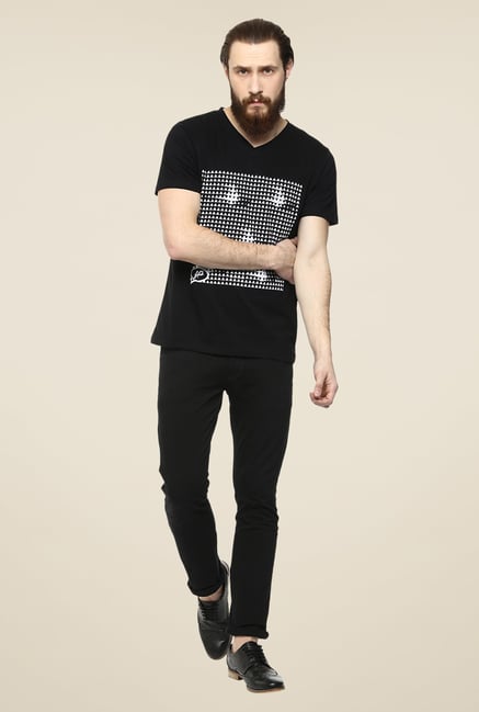 Yepme Triangle Grid Black Graphic Print T Shirt Yepme Triangle Grid Black Graphic Print T Shirt