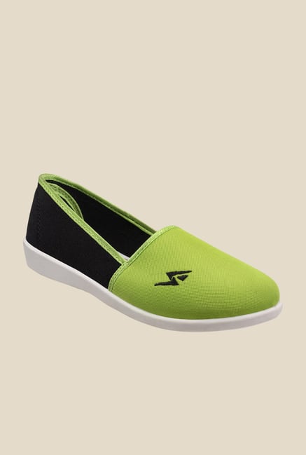 Yepme Fluorescent Green & Black Plimsolls Yepme Fluorescent Green & Black Plimsolls