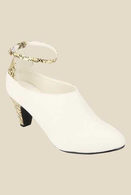 Yepme Off-White & Golden Ankle Strap Sandals Yepme Off-White & Golden Ankle Strap Sandals