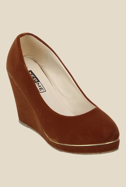 Yepme Brown Wedge Heeled Pumps Yepme Brown Wedge Heeled Pumps