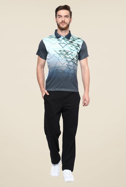 Yepme Aqua Issac Triangular Chaos Print Polo T-shirt Yepme Aqua Issac Triangular Chaos Print Polo T-shirt