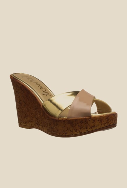 Catwalk Beige & Golden Wedge Heeled Sandals Catwalk Beige & Golden Wedge Heeled Sandals