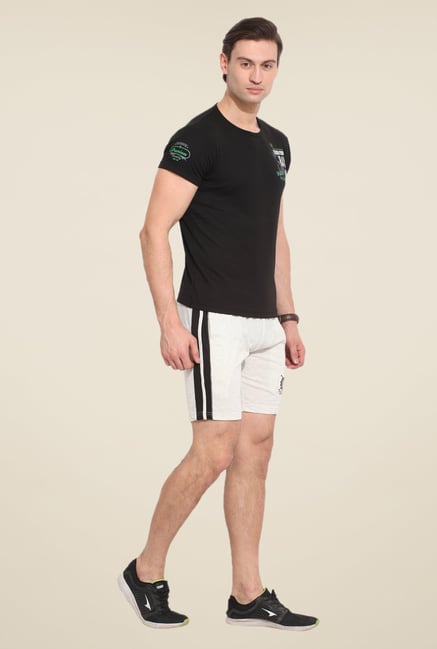 Duke Stardust White Solid Shorts Duke Stardust White Solid Shorts