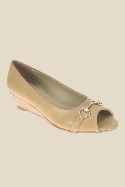 Khadim's Cleo Beige Peeptoe Wedges Khadim's Cleo Beige Peeptoe Wedges