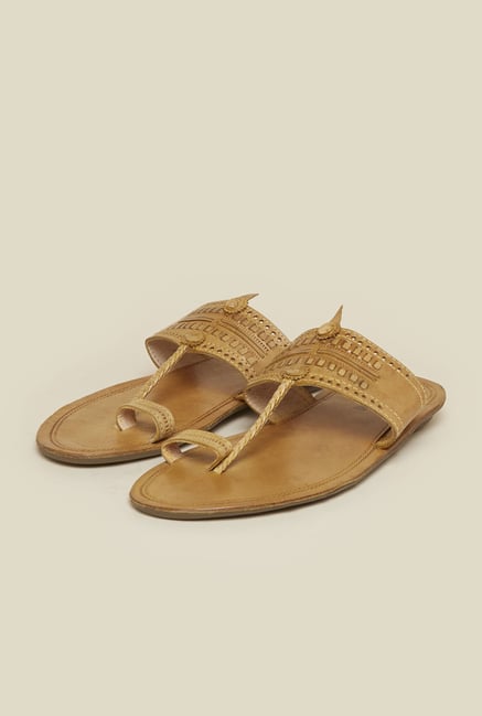 Mochi Beige Toe Ring Sandals Mochi Beige Toe Ring Sandals