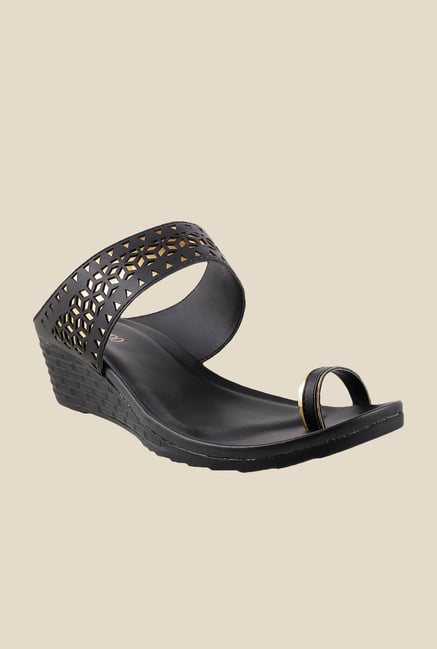 Metro Black Toe Ring Wedges Metro Black Toe Ring Wedges