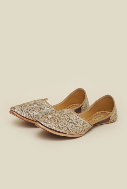 Metro Gold Ethnic Shoes Metro Gold Ethnic Shoes