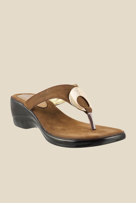 Metro Chikoo & Golden Wedge Heeled Thong Sandals Metro Chikoo & Golden Wedge Heeled Thong Sandals