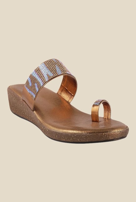 Metro Antique Gold Toe Ring Wedges Metro Antique Gold Toe Ring Wedges